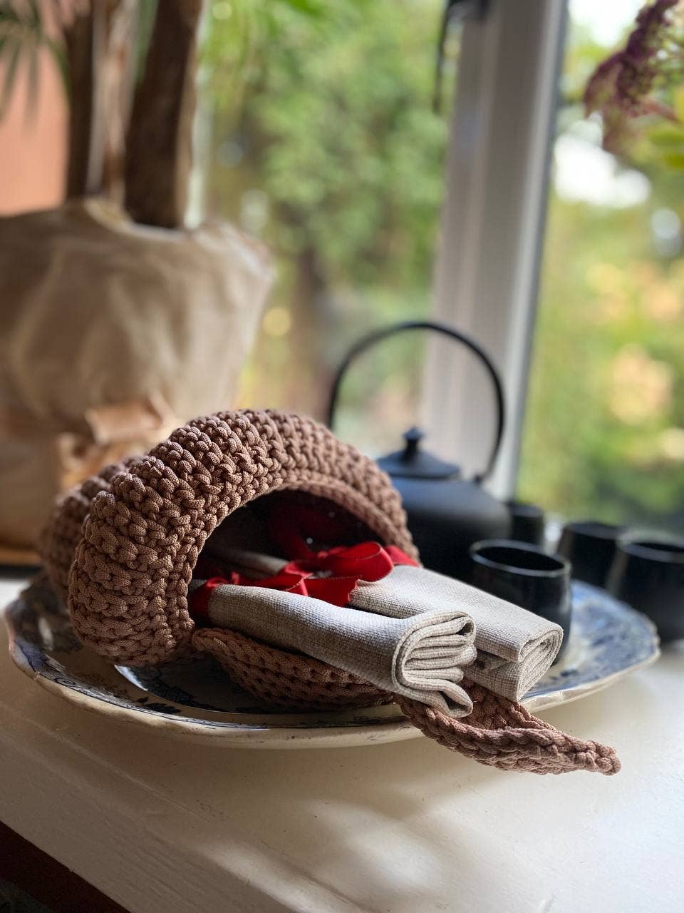 Dobbelaere Fashion – wholesale Korg – Hängande korg för förvaring av spiralskal i Taupe6