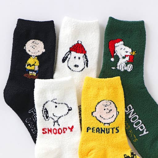 K_Wonderland – wholesale Strumpor - Unisex – Peanuts Snoopy COZY varma sovstrumpor - ULTRA SOFT