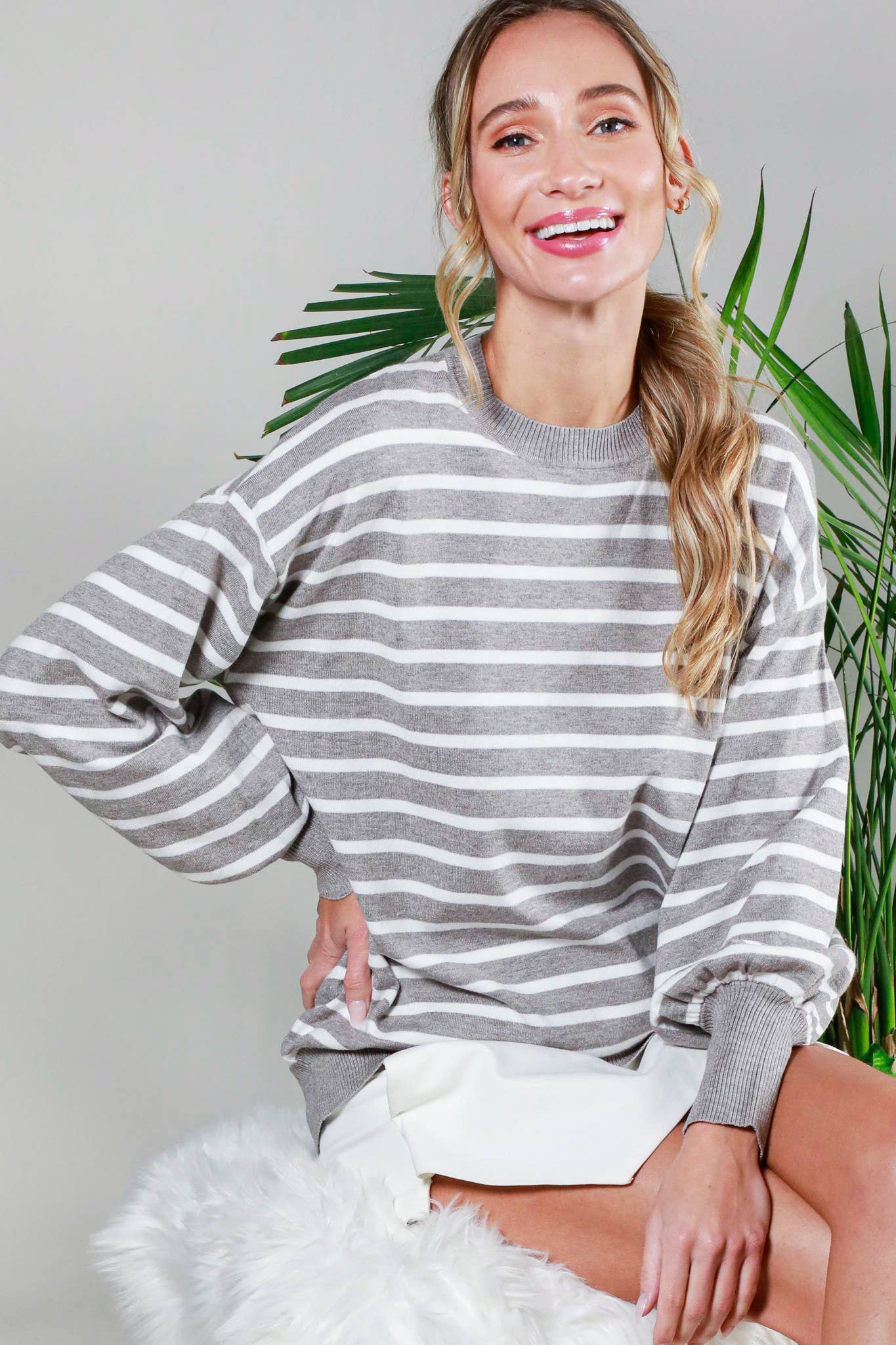 Vine & Love - Wholesale Knit Sweater - Women's - Striped Long Balloon Sleeve Knitted Sweater Top VT60387D11