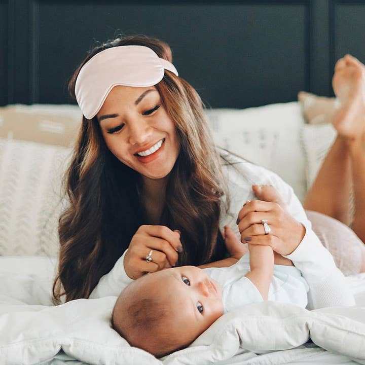 Blissy - Wholesale Sleep/Eye Mask - Sleep Mask - Pink4