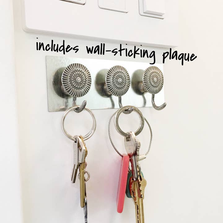 MICHELLE BEAUDOIN - Wholesale Wall Hook - Magnetic Deer Hook4