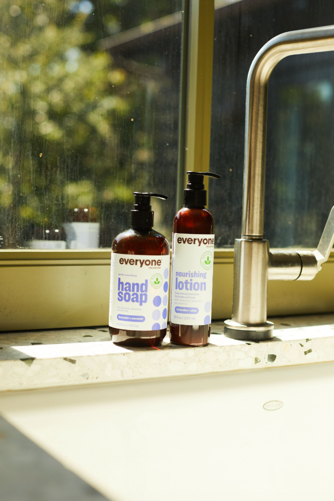 EO + Everyone - Wholesale Hand Soap/Wash - Lavender + Coconut Hand Soap Case Pack of 63