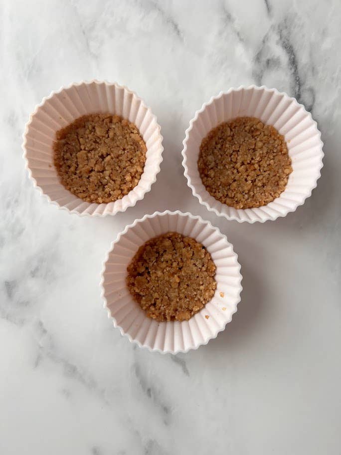 Dutch Waffle Company Stroopwafel Cookie - Wholesale Pie - BULK - No-Bake Stroopwafel Pie Crust,  ready in seconds!1