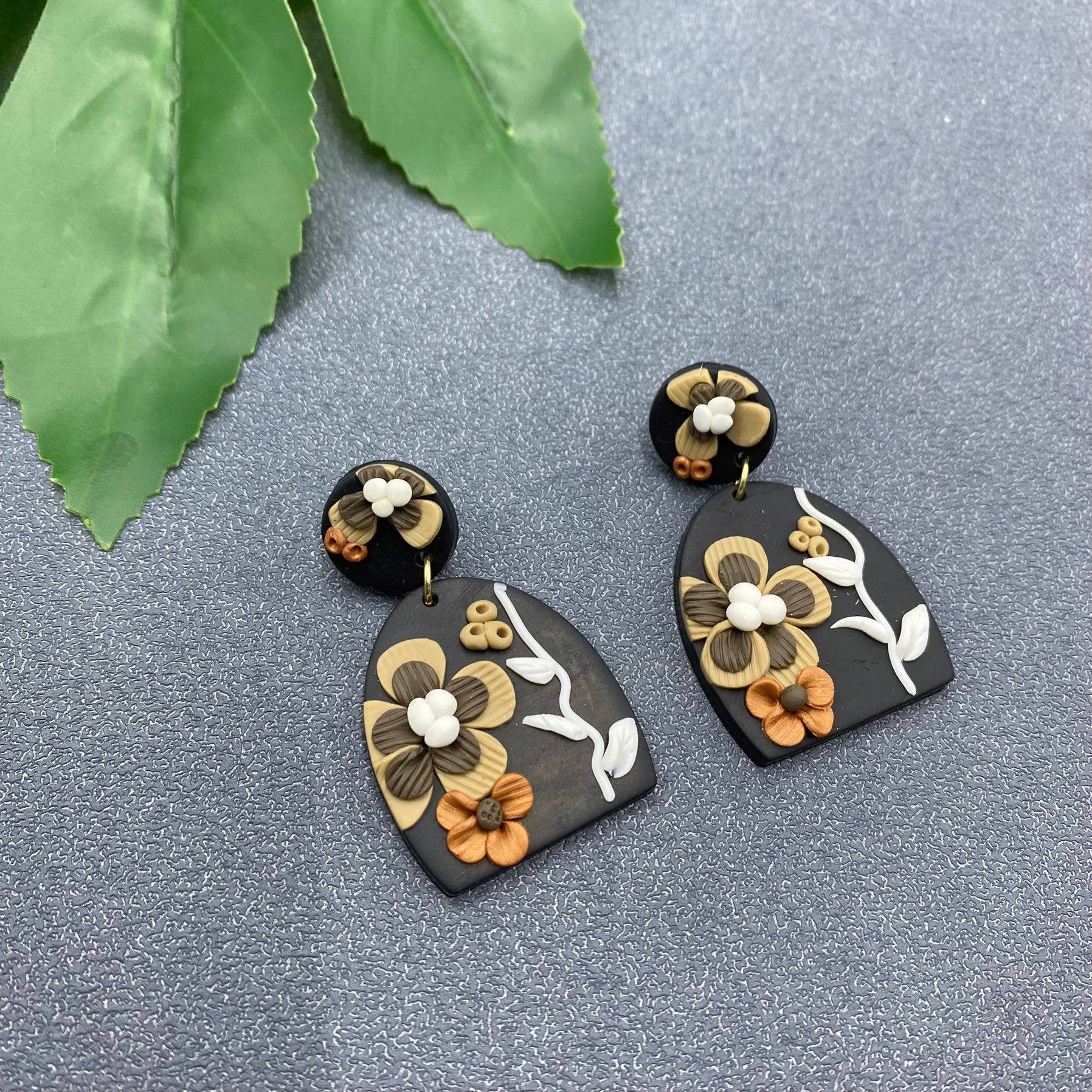 Mio Queena - Wholesale Dangle Earrings - Flower Style Geometric Polymer Clay Earrings1