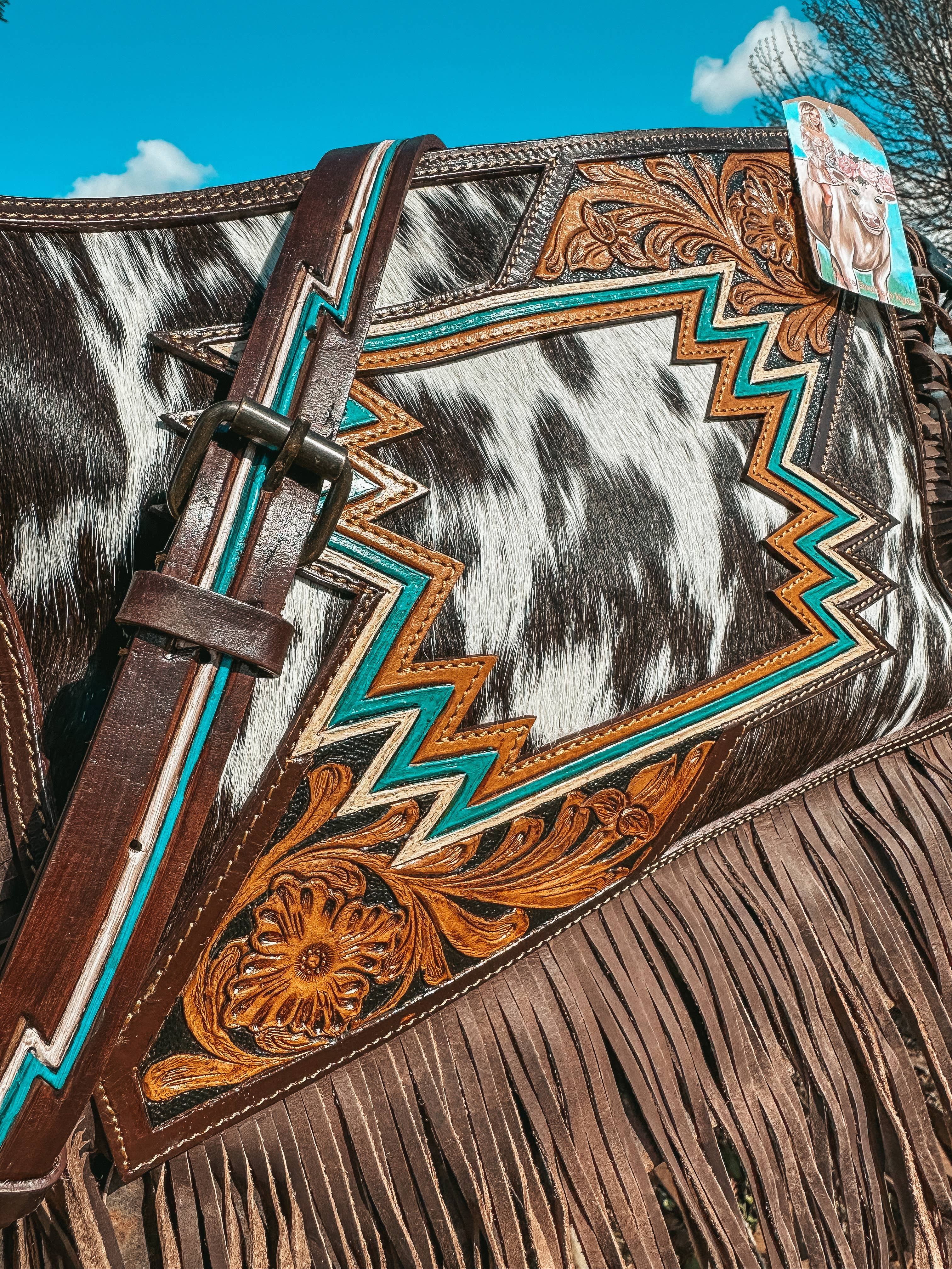 Haute Southern Hyde - Wholesale Crossbody bag – Women's - The Zigg Adjustable Cowhide Tooled Purse1