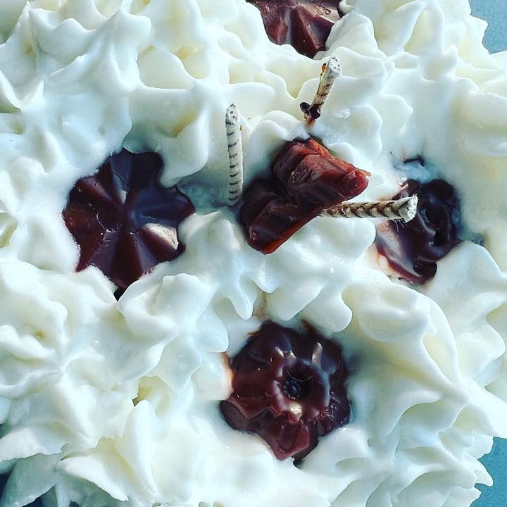 Chocolate Cream Pie Scented Soy Candle for wholesale by Smelly Melly Soaps and Candles, LLC