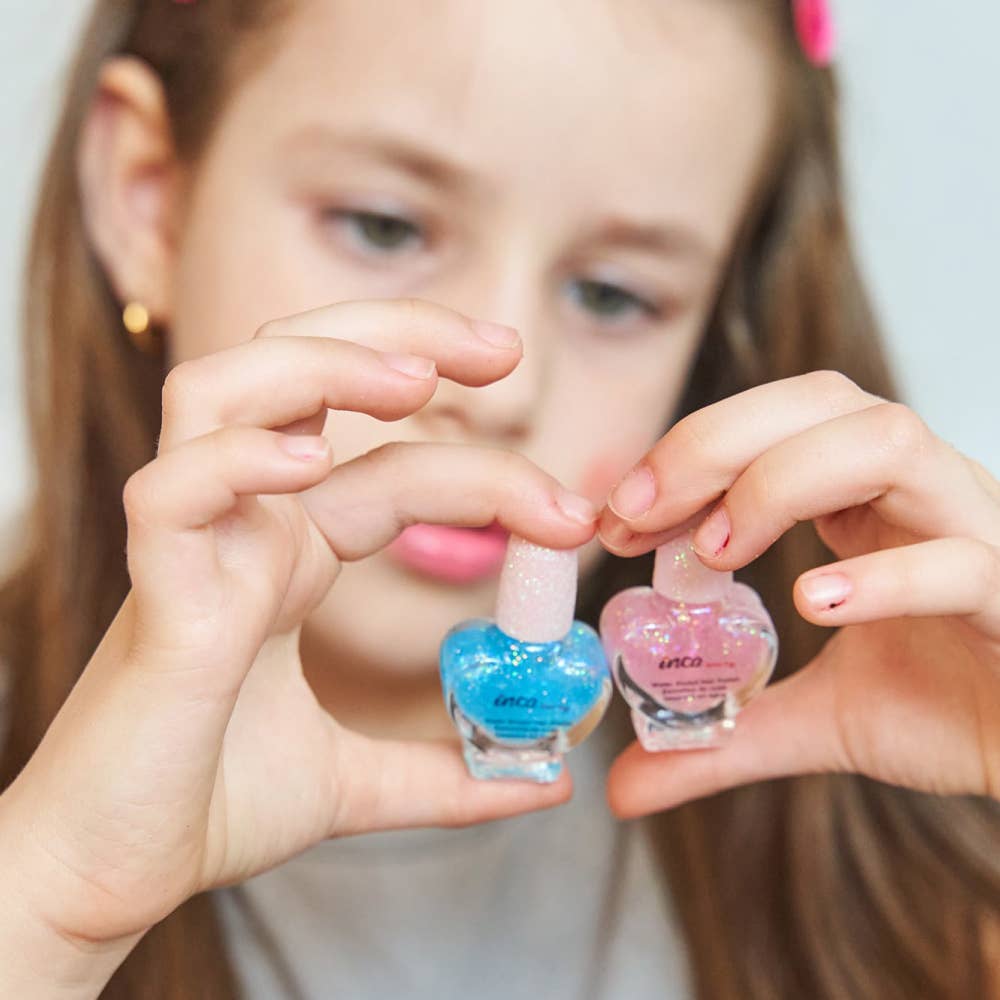 IKILIFE S.L - Wholesale Kids Makeup - Kids - Caramel Makeup Set - 1 Gloss, 2 Lipsticks and 2 Nail Polish3