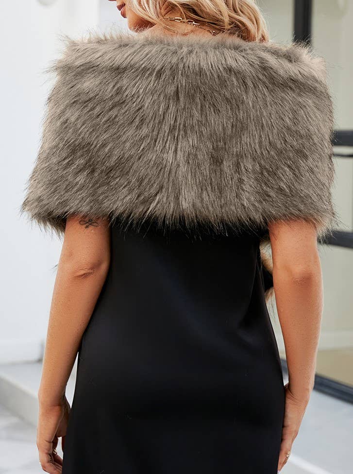 Rosa Clothing - Wholesale Cape - Women's - Elegant Faux Fur Scarf Cross Shawl6