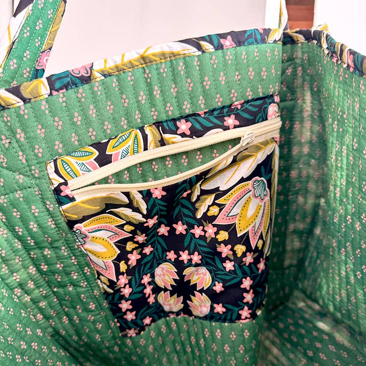 Handker Bandanas - Wholesale Tote Bag - Women's - Betty Quilted Tote1