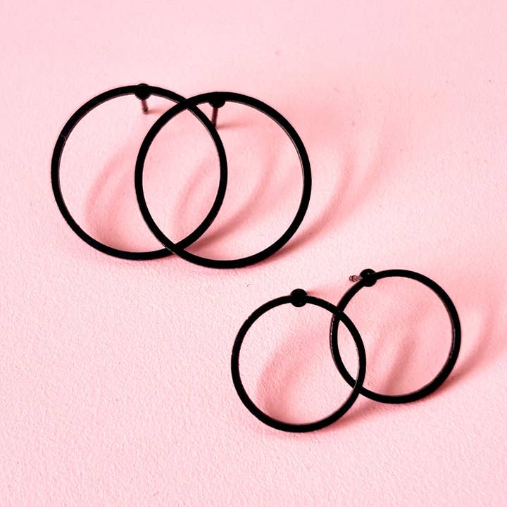 Black Ring Stud Earrings - BLACK RING for wholesale by Hermoosa