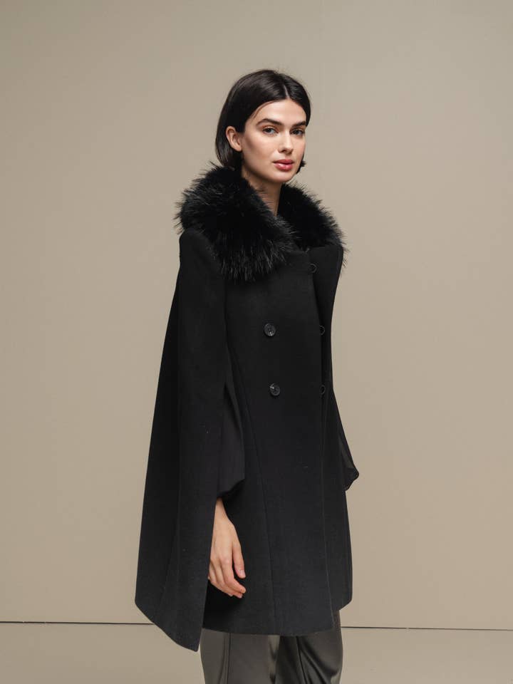 249654 - Cape femme SMF pour la vente par SMF