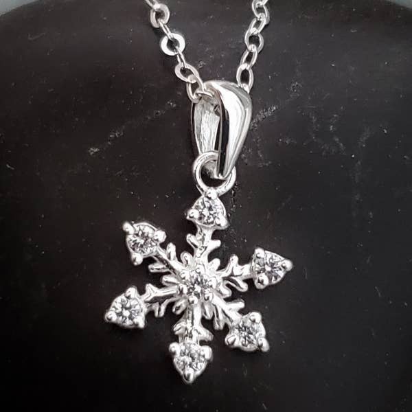 Sosie Designs - Wholesale Pendant/Charm Necklace - Silver CZ Snowflake Necklace1