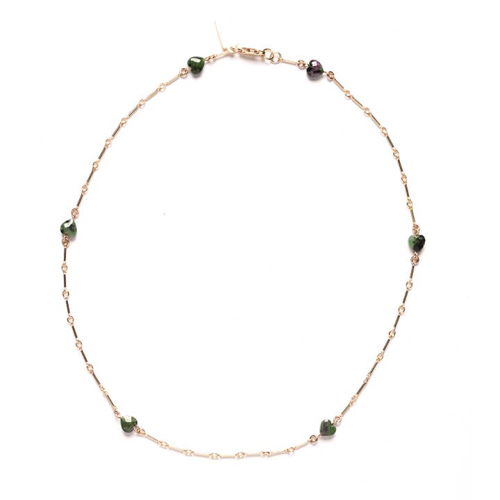 Collana Minimal Charm - Cuori di zoisite rubino per la vendita all'ingrosso da parte di Michelle Starbuck Designs