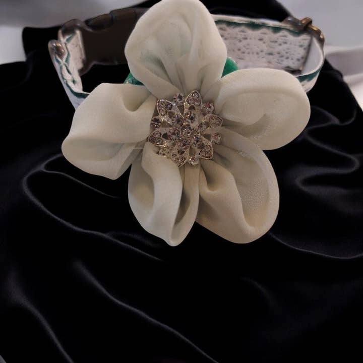 Crystal Winter Bloom – Sparkling Floral Pet Collar for wholesale by Callies Place Pet Boutique