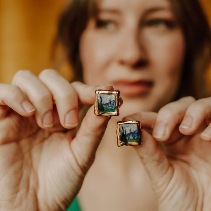 Crown & Heart – wholesale Stud/post earrings – Mini masterpiece studs23