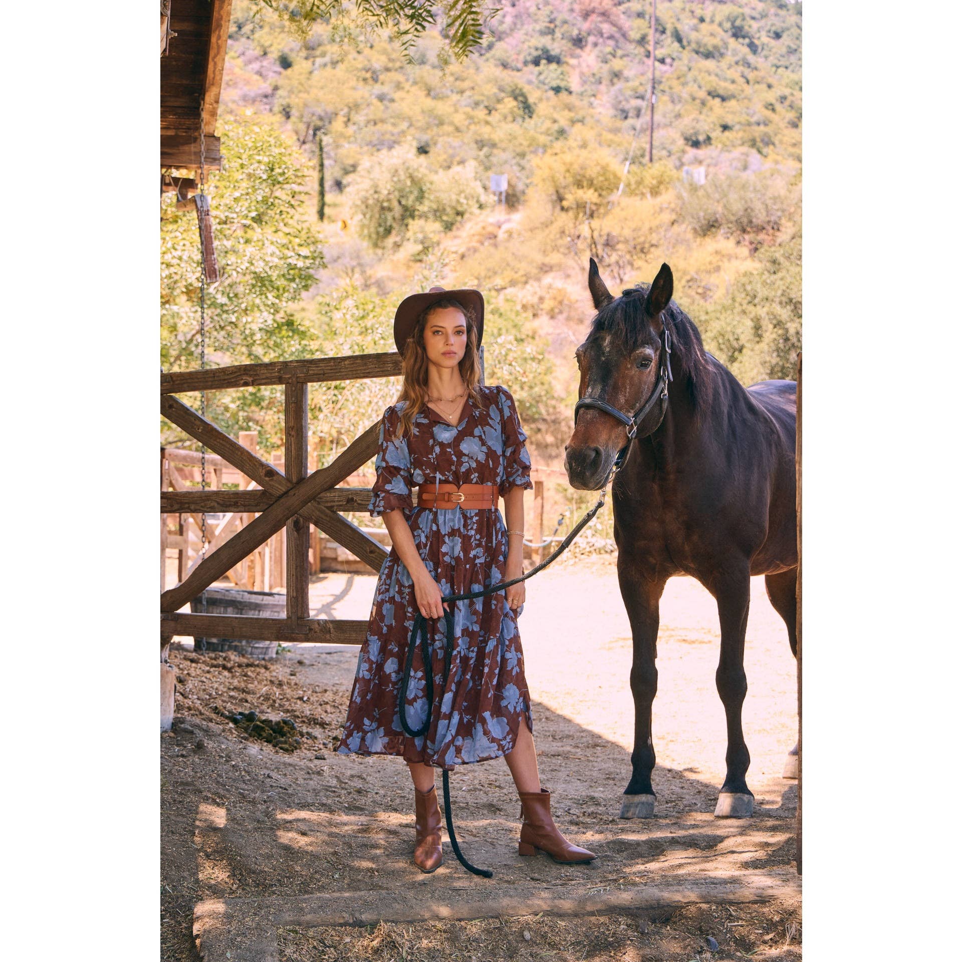 in february - Wholesale Dress - Women's - DREAMY JACQUARD FLORAL MIDI DRESS WITH STATEMENT SLEEVES11