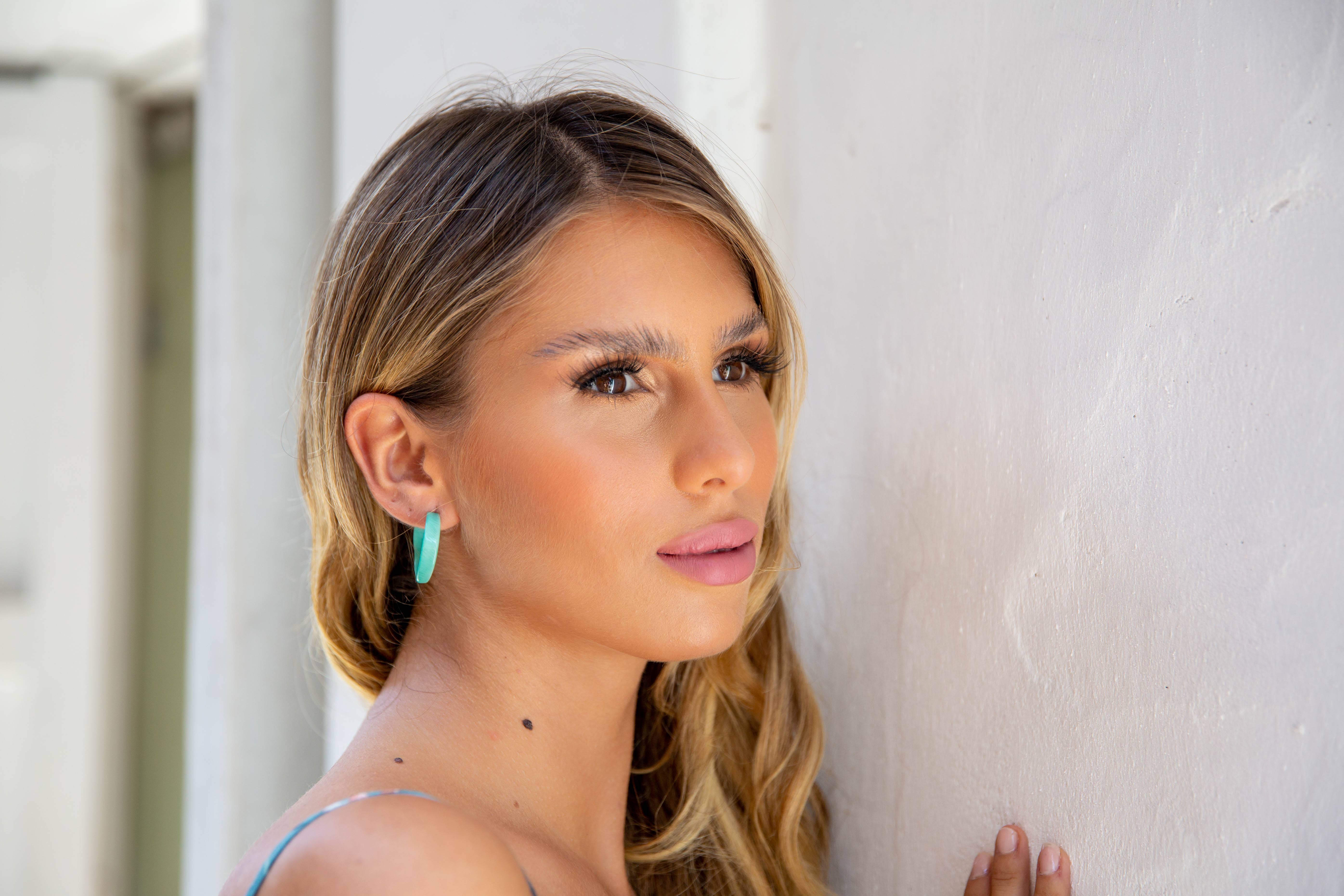 Organic Tagua Jewelry - Vendita all'ingrosso Orecchini a cerchio - SELEZIONA I COLORI IN OFFERTA! Orecchini Joy4