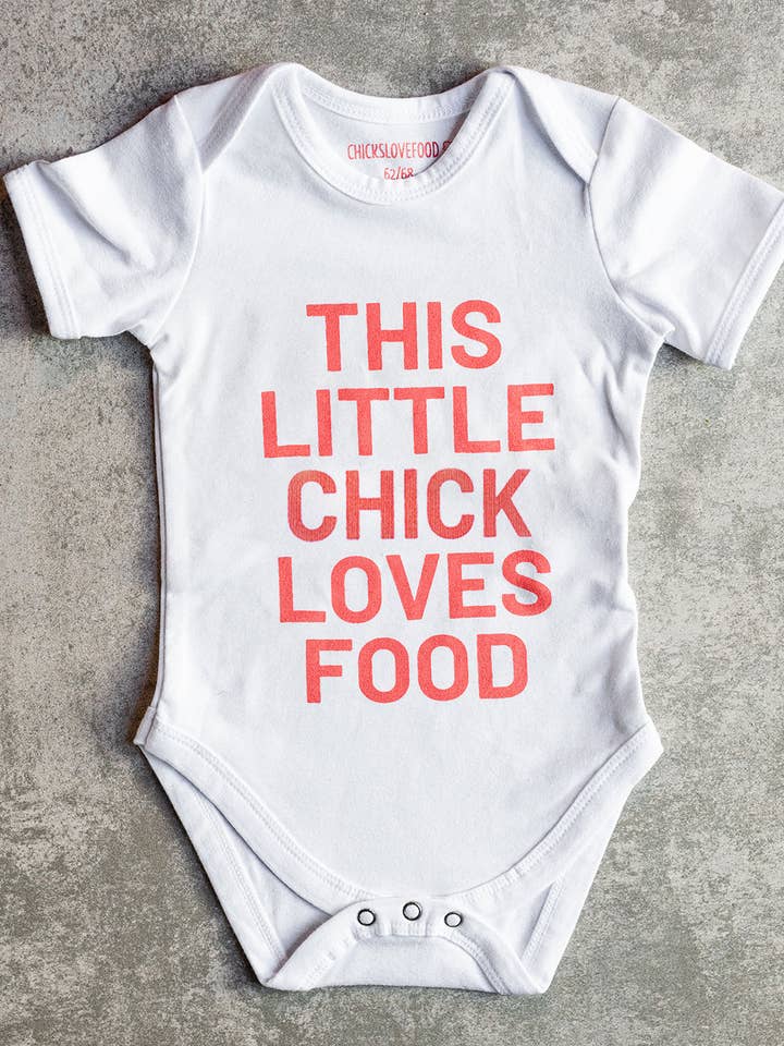 This little chick loves food - romper & bib for wholesale by Chickslovefood