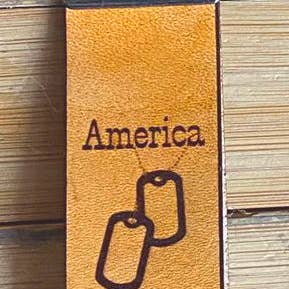 Lasergraverad nyckelring i läder, militär gav alla några, vissa gav all grafik för wholesale av DK LaserWorx