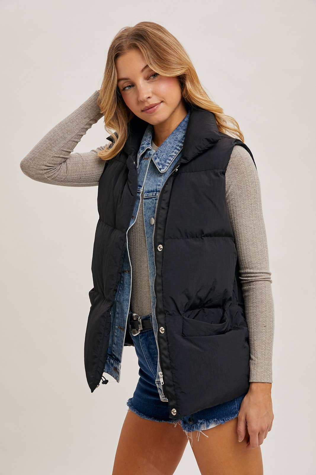 Bluivy - Wholesale Outerwear Vest - Women's - DENIM LAYERED PUFFER VEST3