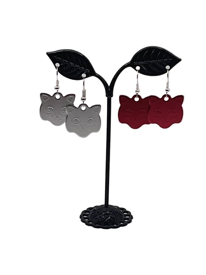 Kattenkop Oorbel Tags voor wholesale door S and E Hobbies and Collectables