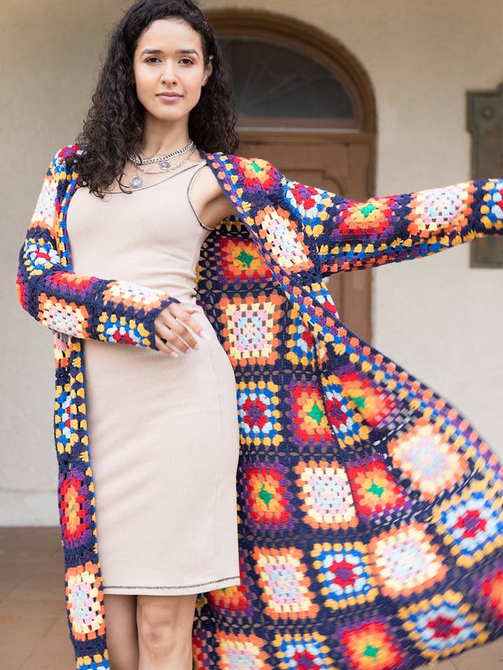 SAACHI - Vente Kimono – femme - Cardigan kimono long en crochet granny à motifs floraux multicolores19