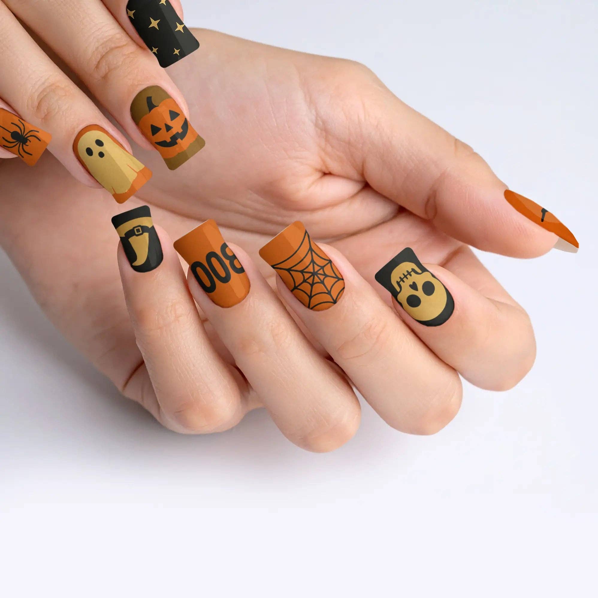 FYNE BODY - Wholesale Press-on/fake nails - Ghoul's Gold Glamour Halloween Press-On Nails1