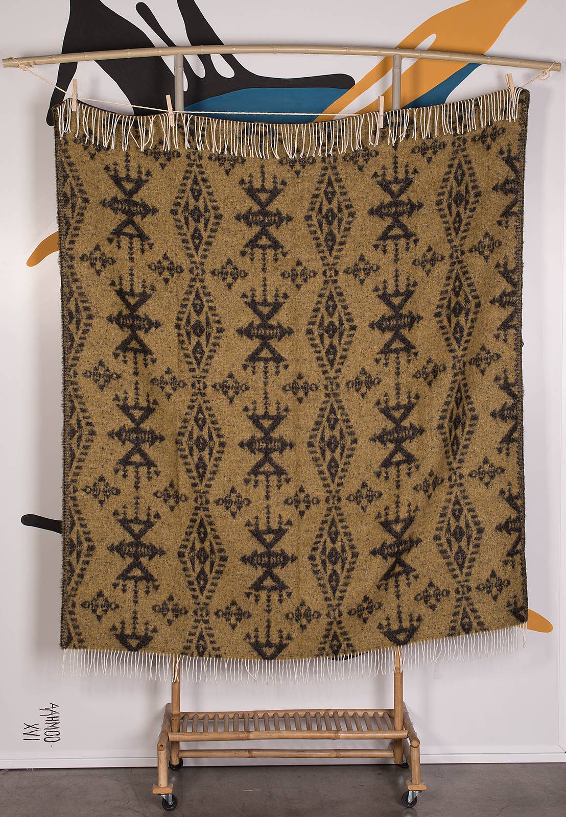 Beat Collection by Lanificio Idealtex Srl – Engroshandel Tæppe – Tribal uld- og alpaka-plaid med etnisk jacquardmønster13