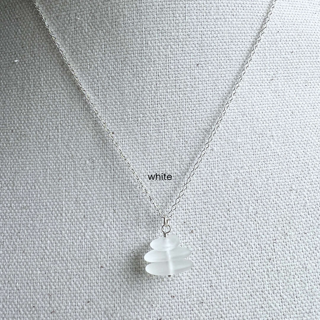 Generosity Company - Vente Colliers à pendentif - Collier en verre de mer chaîne en argent 18"4