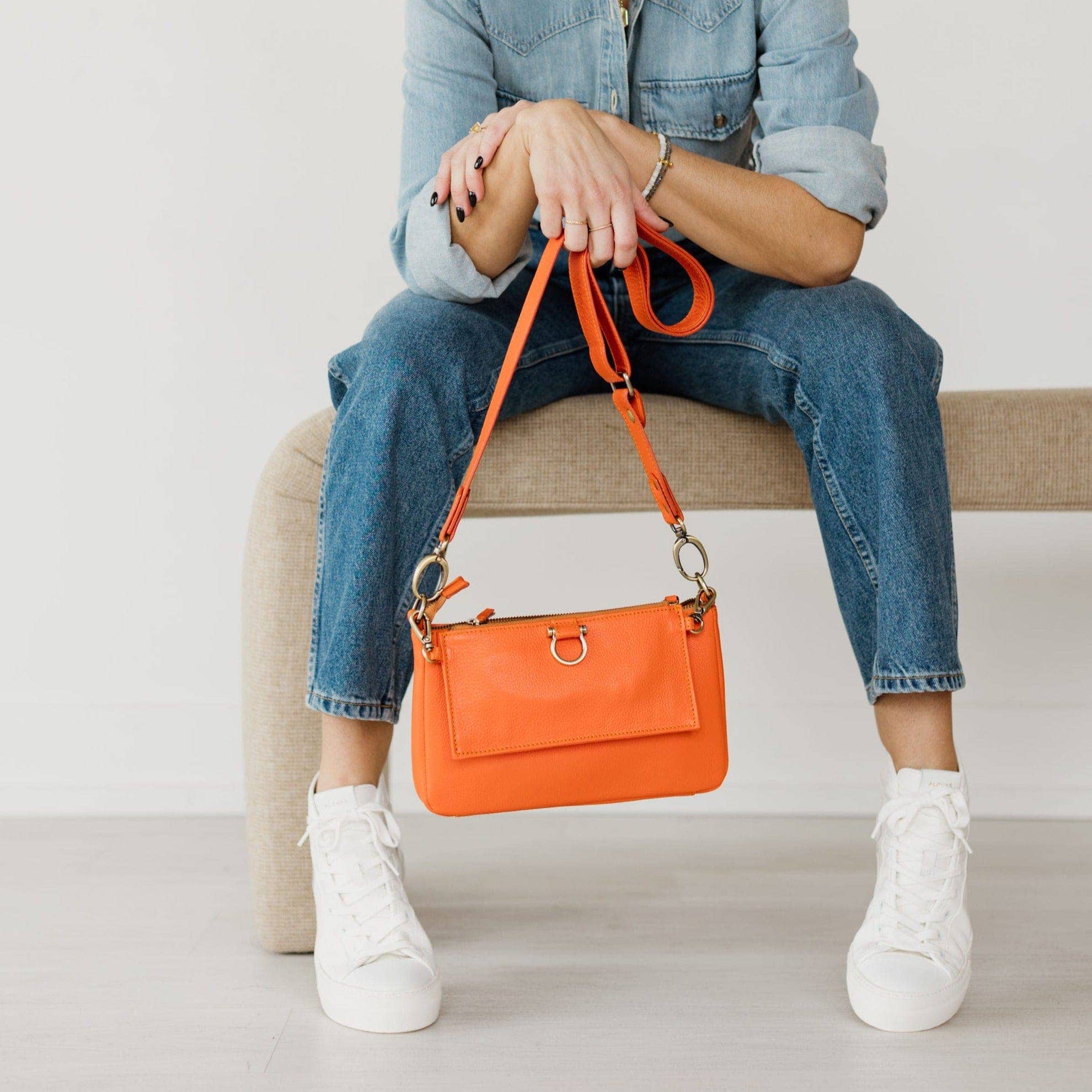 Sapahn - Wholesale Crossbody Bag - Women's - AE Crossbody Wristlet Wallet65