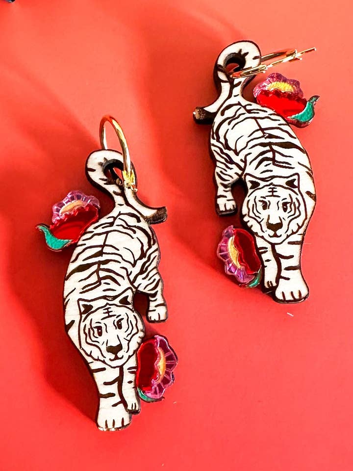 Boucles d'oreilles Tigre pour la vente par Sunnie Creative