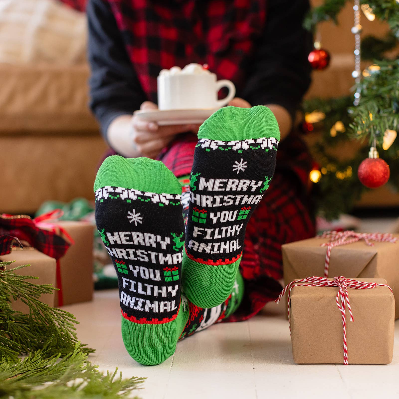 Lavley - Wholesale Socks - Unisex - Merry Christmas You Filthy Animal Socks7