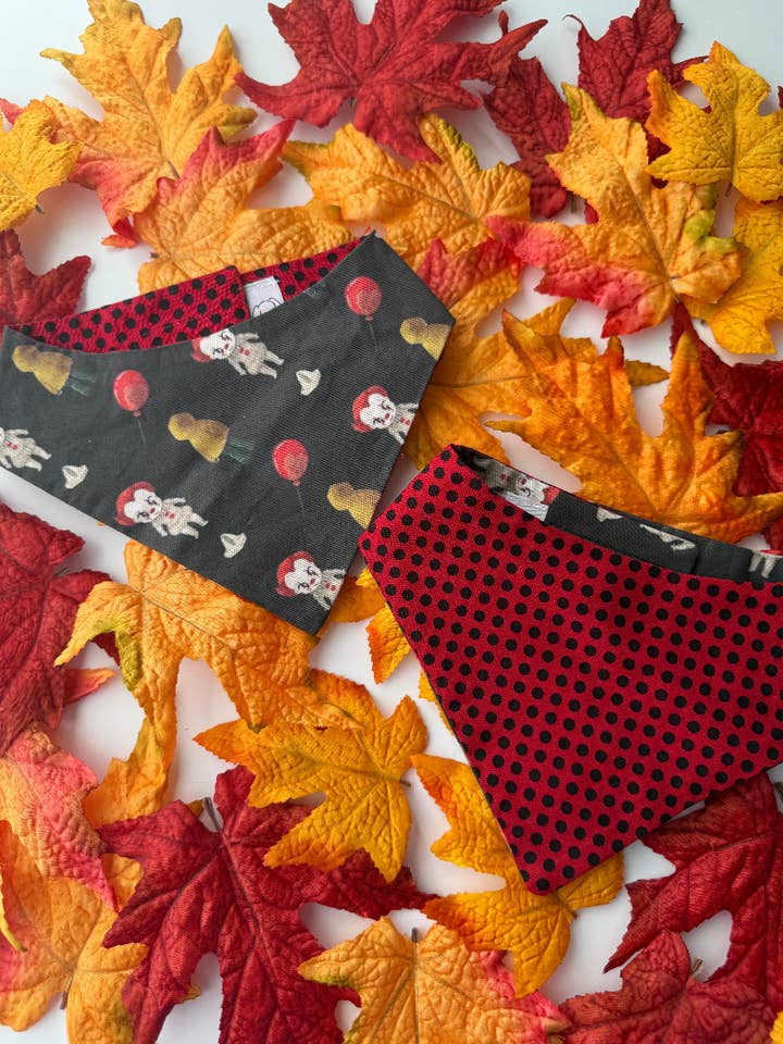 Wil je een ballon, Georgie? Bandana voor wholesale door The Pet Scout Shop