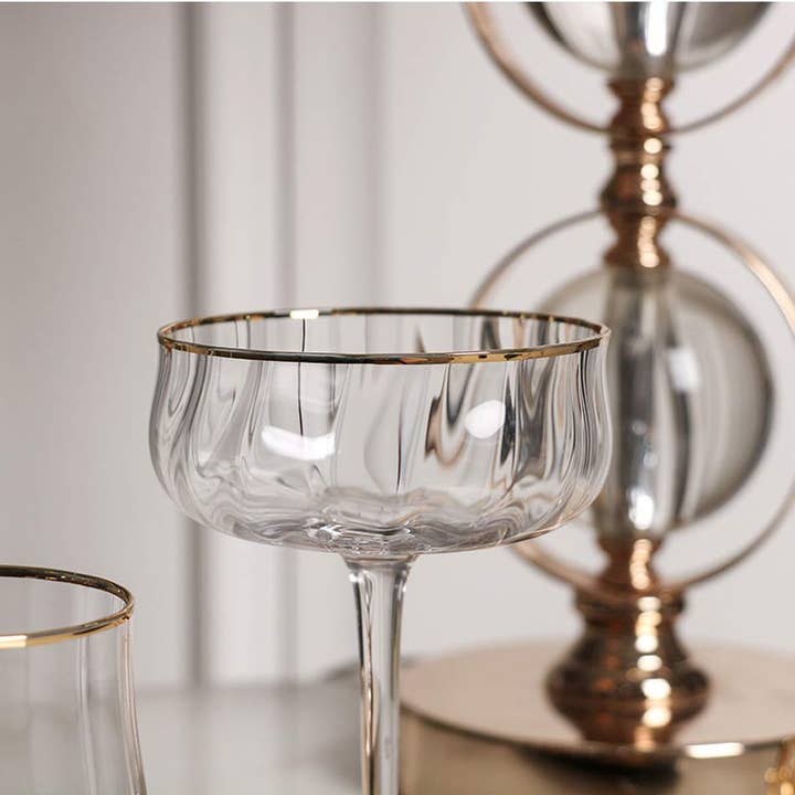 TUTU Home - Wholesale Champagne flute - “Petal” Champagne Flute Crystal Glass with Gold Rim4