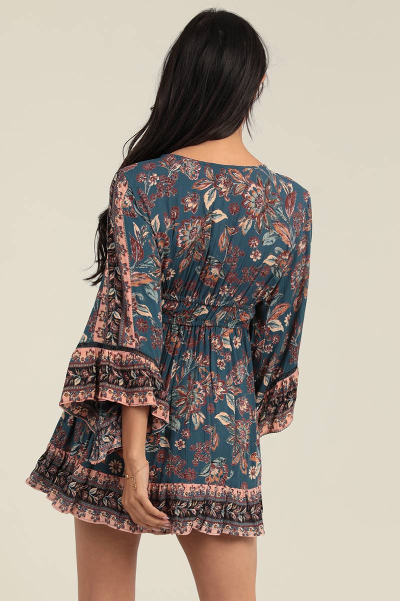 ANGIE - Wholesale Dress - Women's - F4L21-FR32 DEEP VNECK KEYHOLE LONG SLEEVE KNEE LENGTH DRESS2