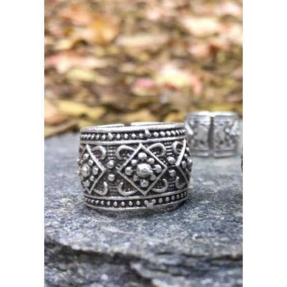 Ottoman Garden Ring with kilim designs for wholesale by Volare