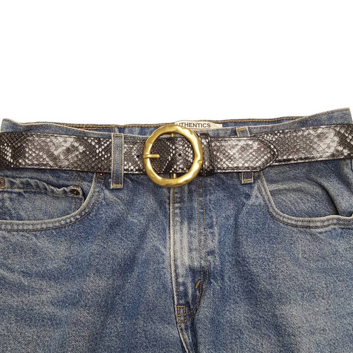 Axesoria West – wholesale Belt – Women's – Snake print with Round Buckle3