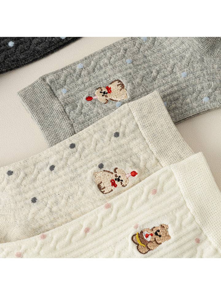Funkyrel® Atzbranding Limited - Wholesale Socks - Women's - Rufia - Winter Mid-Calf Socks with Cartoon Animal Pattern3