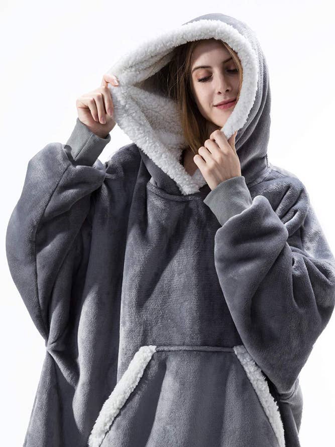 UNISHE - Wholesale Badjas - Dames - Fluffy badjas met capuchon en zakken ZZKF2277