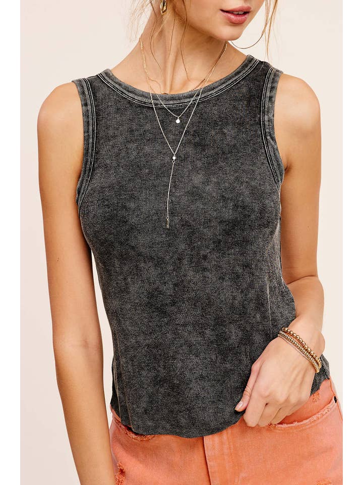 La Miel - Wholesale Tank Top - Women's - HCT7694-Mineral Washed Back Patch Detail Breathable Tank Top