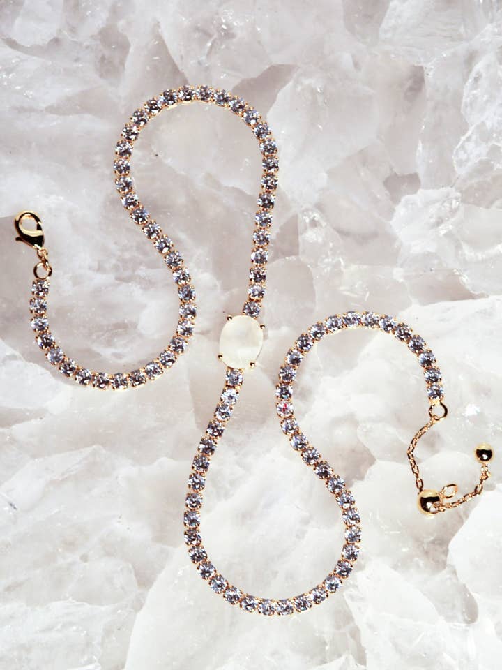 COLLANA DA PRINCIPESSA - RAINBOW MOONSTONE per la vendita all'ingrosso da parte di Native Gem
