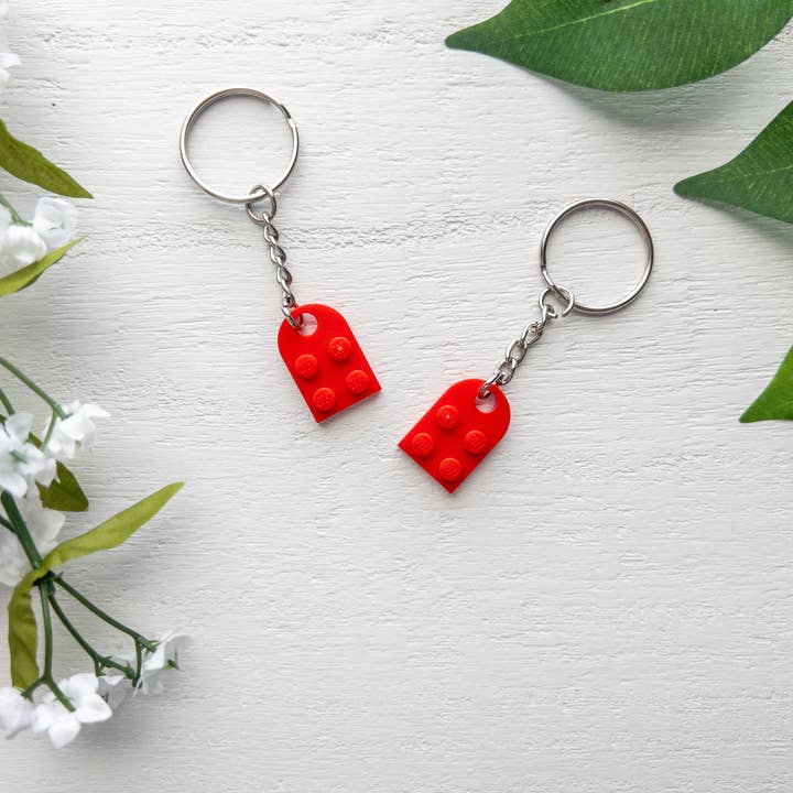 AO Designs LLC – Porta-chaves - Mulher por atacado – Porta-chaves Coração Lego | Made of Real Legos | Namorados | Melhor1