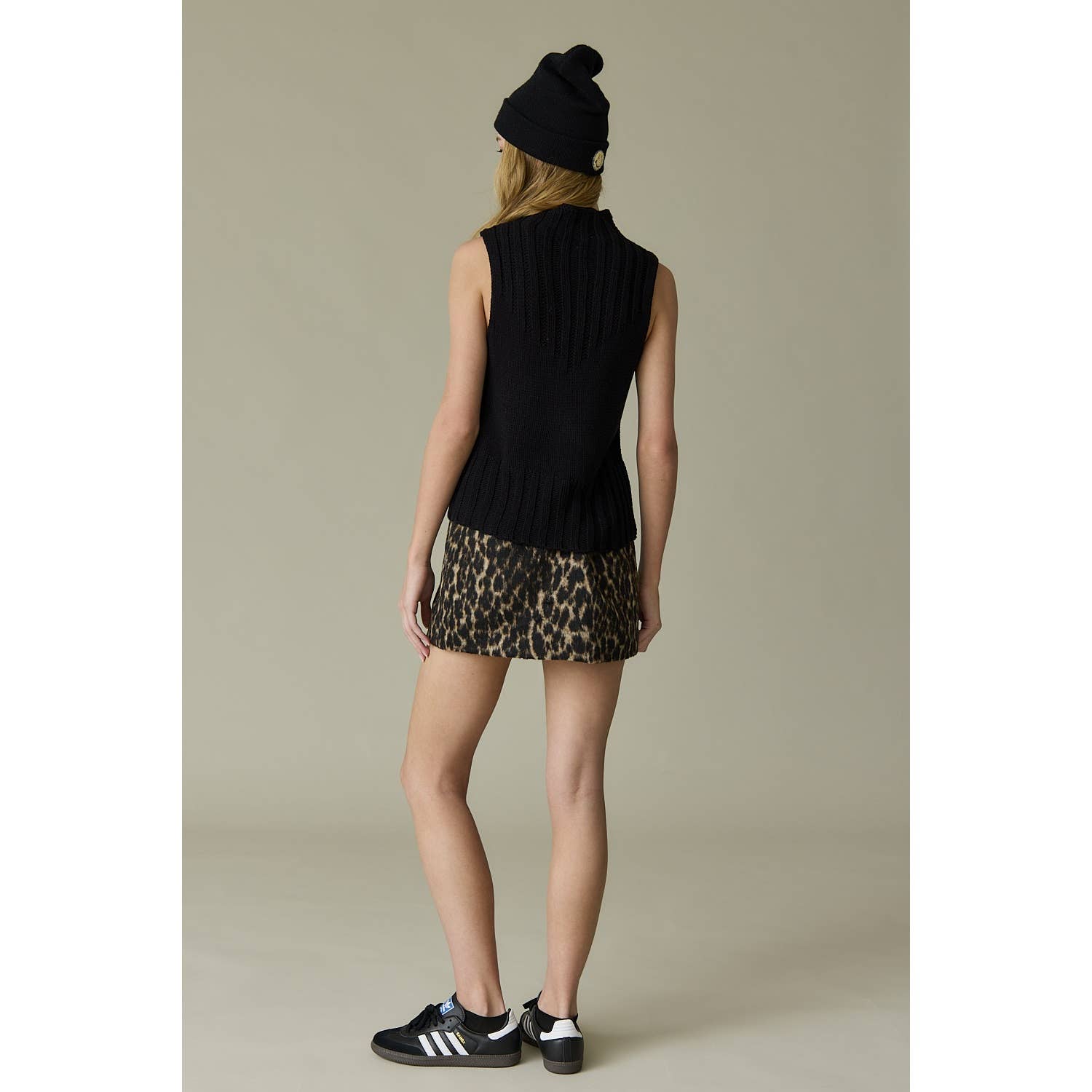 Apolline - Wholesale Sweater Vest - Women's - Mila Turtleneck Knit Vest3