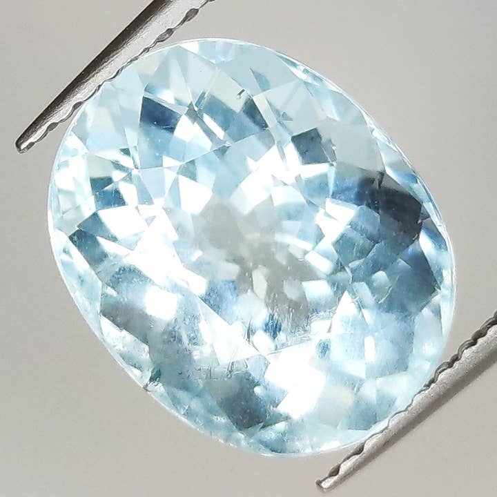4.52ct Aquamarine oval size 11.6x9.2mm for wholesale by Naturjoya