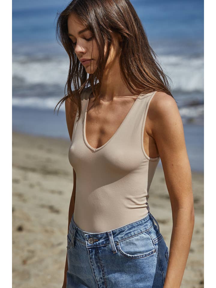 By Together - Wholesale Tank Top - Women's - S1006-1 | Seamless Reverse U-V Neck Tank