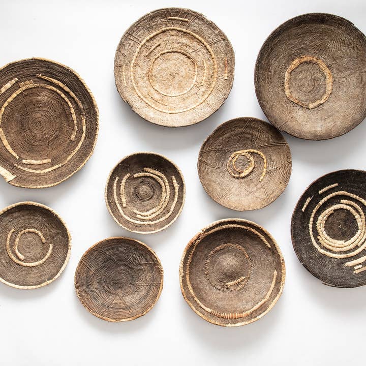 Vintage oude Afrikaanse manden van Makenge voor wholesale door OUTPOST ORIGINAL