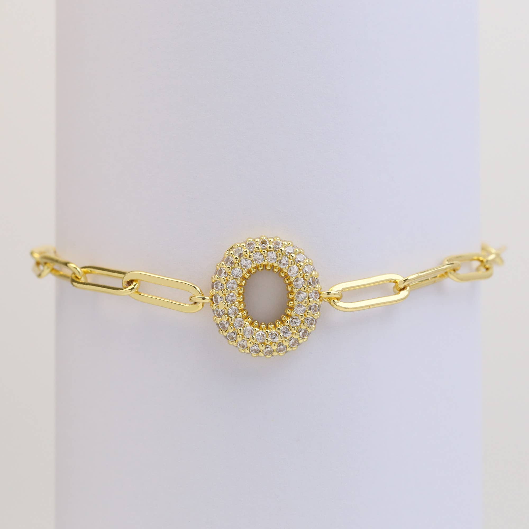 Savvy Bling - Vente Bracelets à breloques/pendentifs - Bracelet à bulles initiales en CZ14