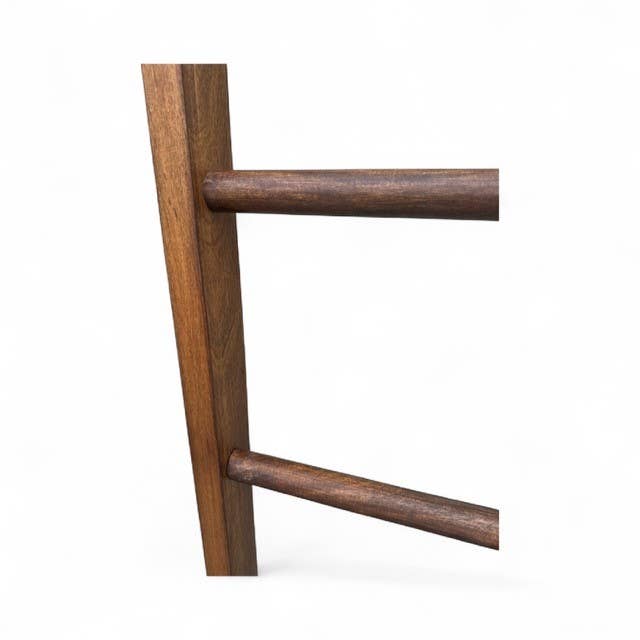 Forever Green Art - Wholesale Free Standing Shelf - 6 Ft Round Rung Ladder2