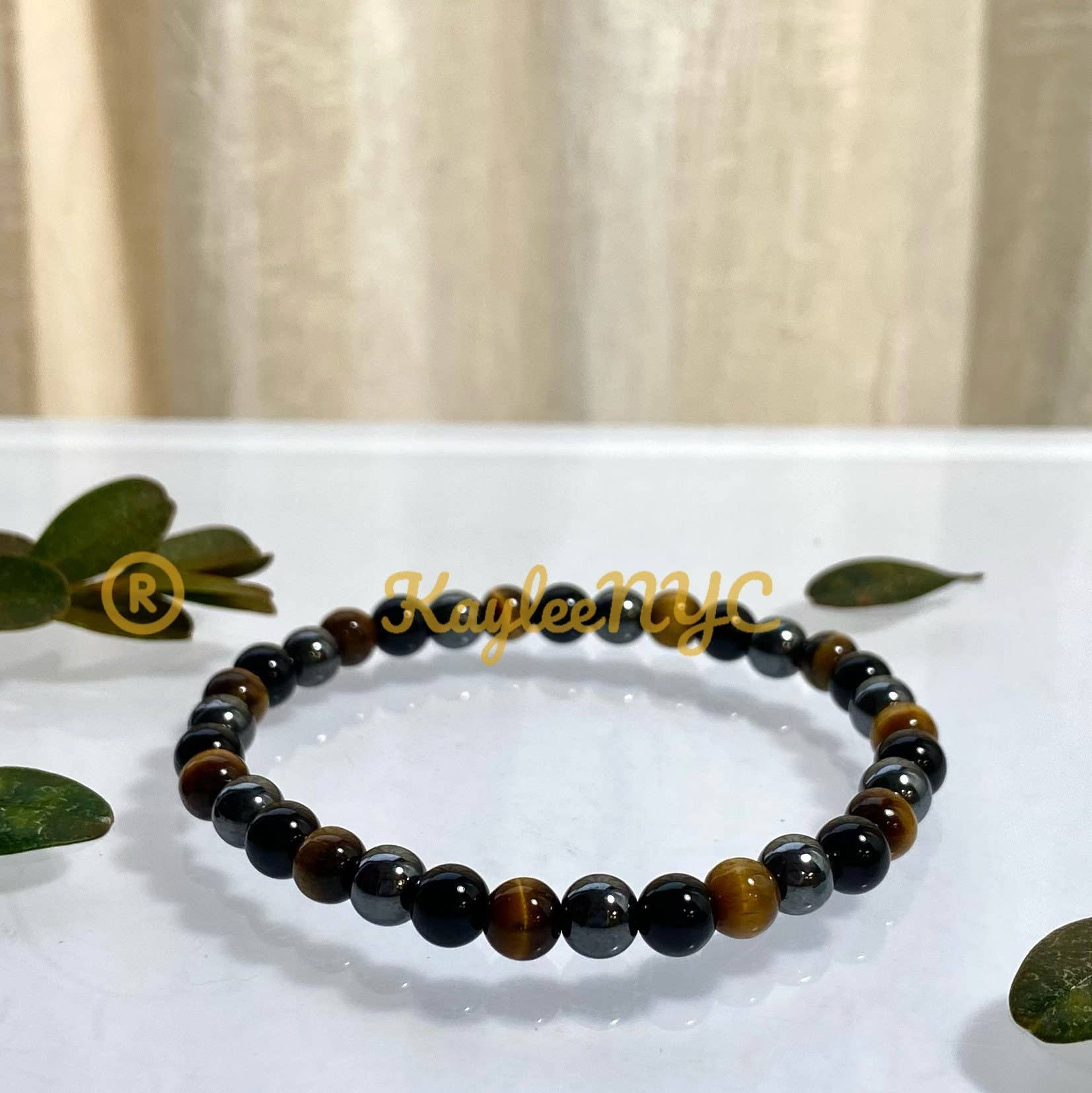 KayleeNYC – Engroshandel Perlearmbånd – 7,5" Beskyttelse 6mm Krystalarmbånd6