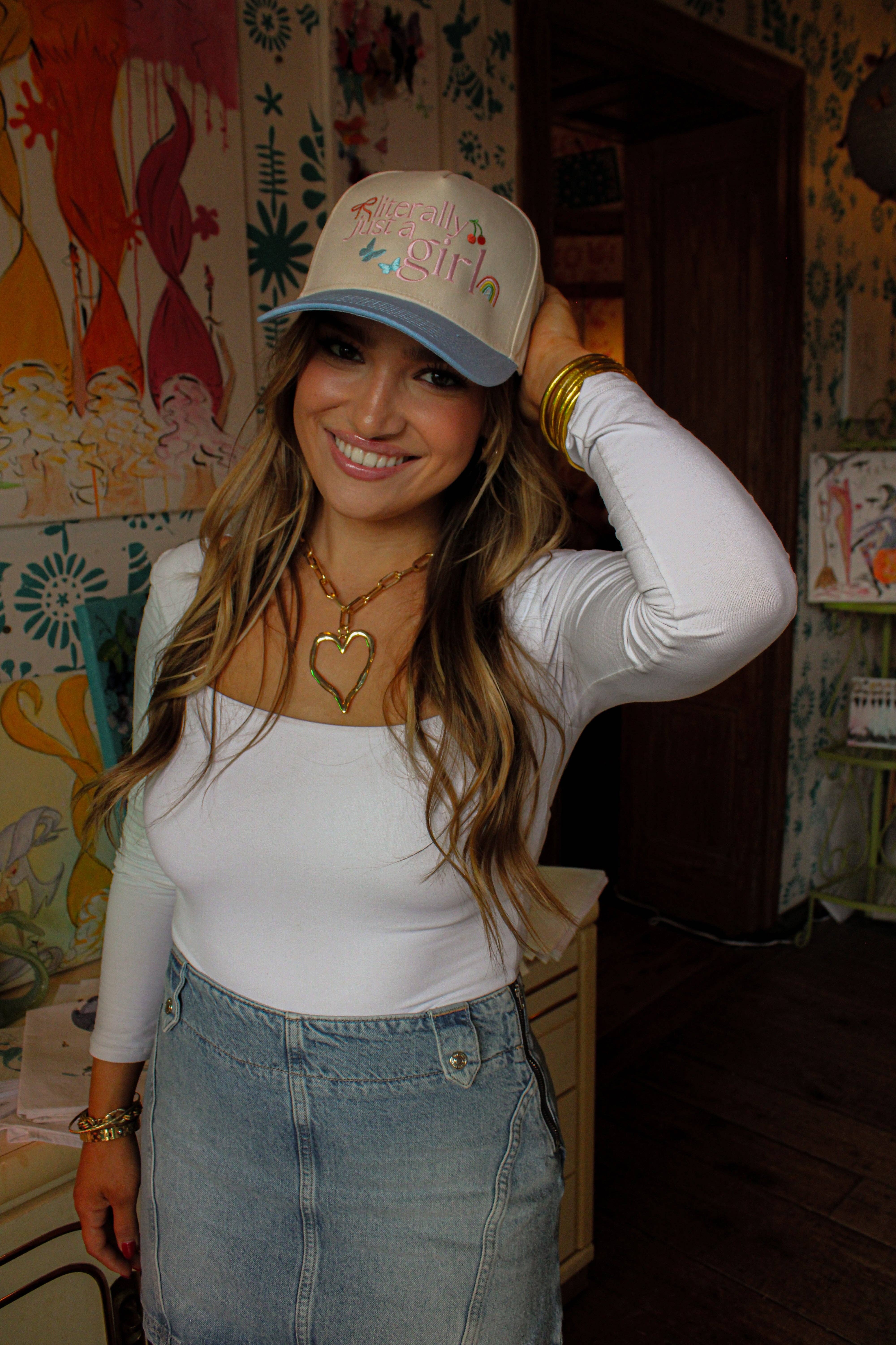 Summer Tees – wholesale Trucker hat – Women’s – LITERALLY JUST A GIRL ICON CANVAS CAP2